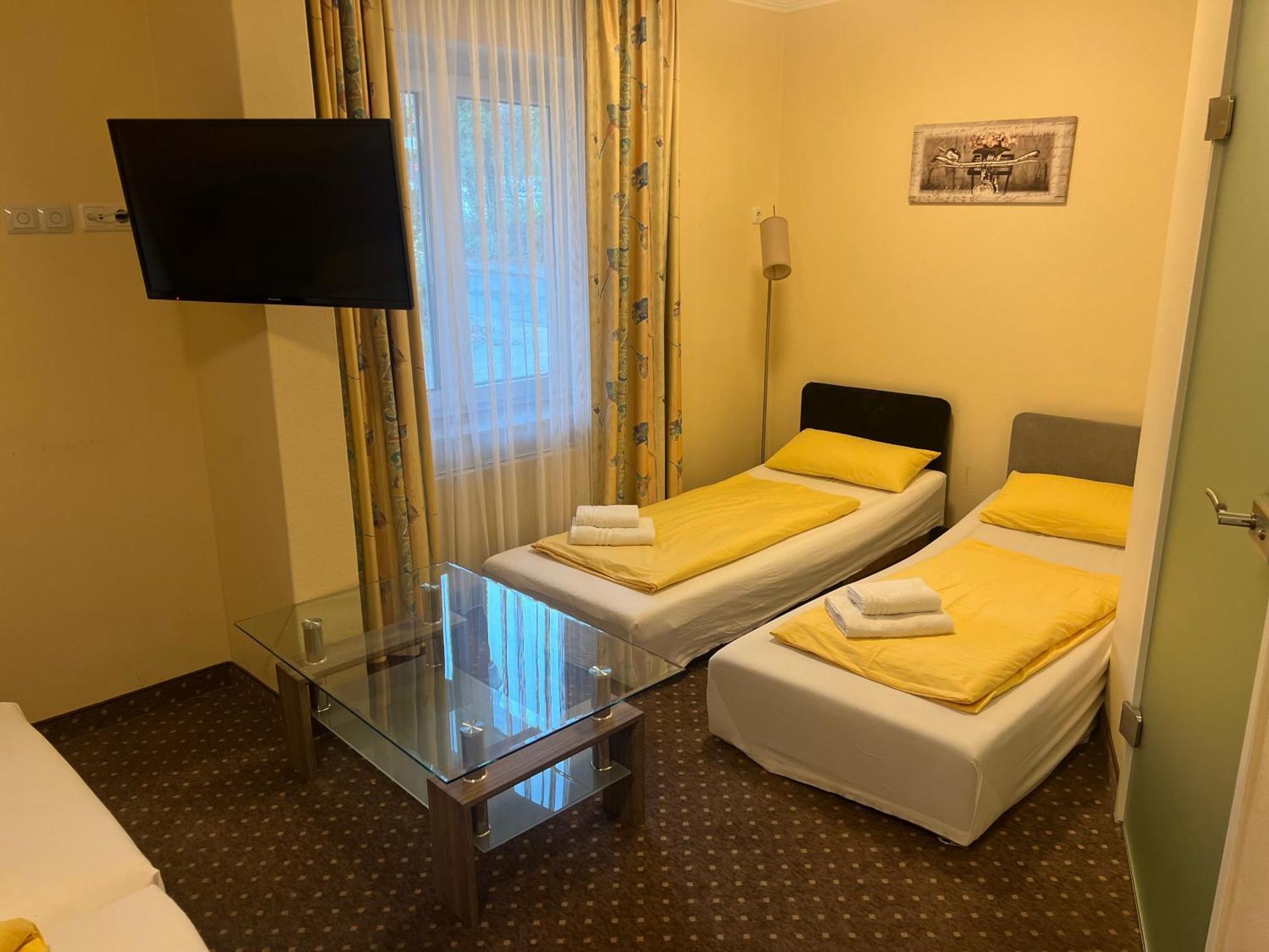 M&M Hotel - Seevetal Quarto foto